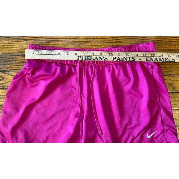 Nike Dri Fit Shorts Pink Pull On Women’s Medium 5” Pockets - Picture 5 of 7
